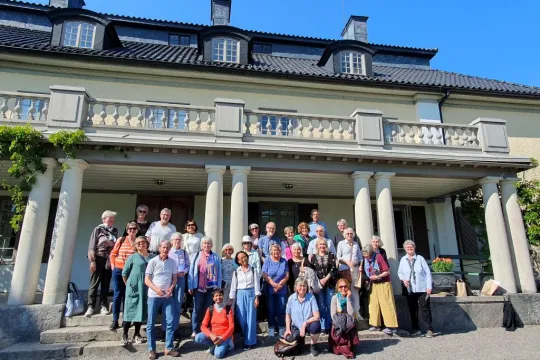 Pilegrimer ved Selma Lagerlöfs hus Mårbacka
