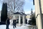 Undersøkelse av kirken på Hønefoss etter flom