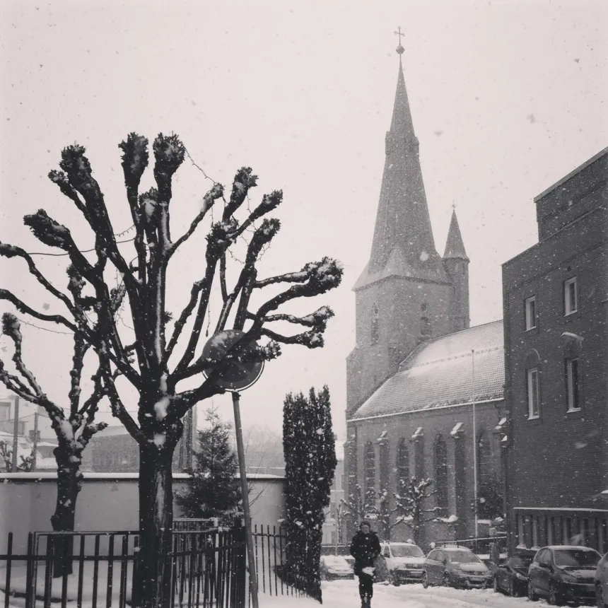 St. Olav katolske domkirke i Oslo om vinteren