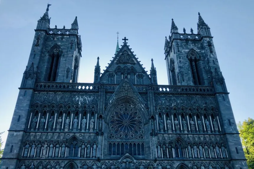 Vestfronten på Nidarosdomen