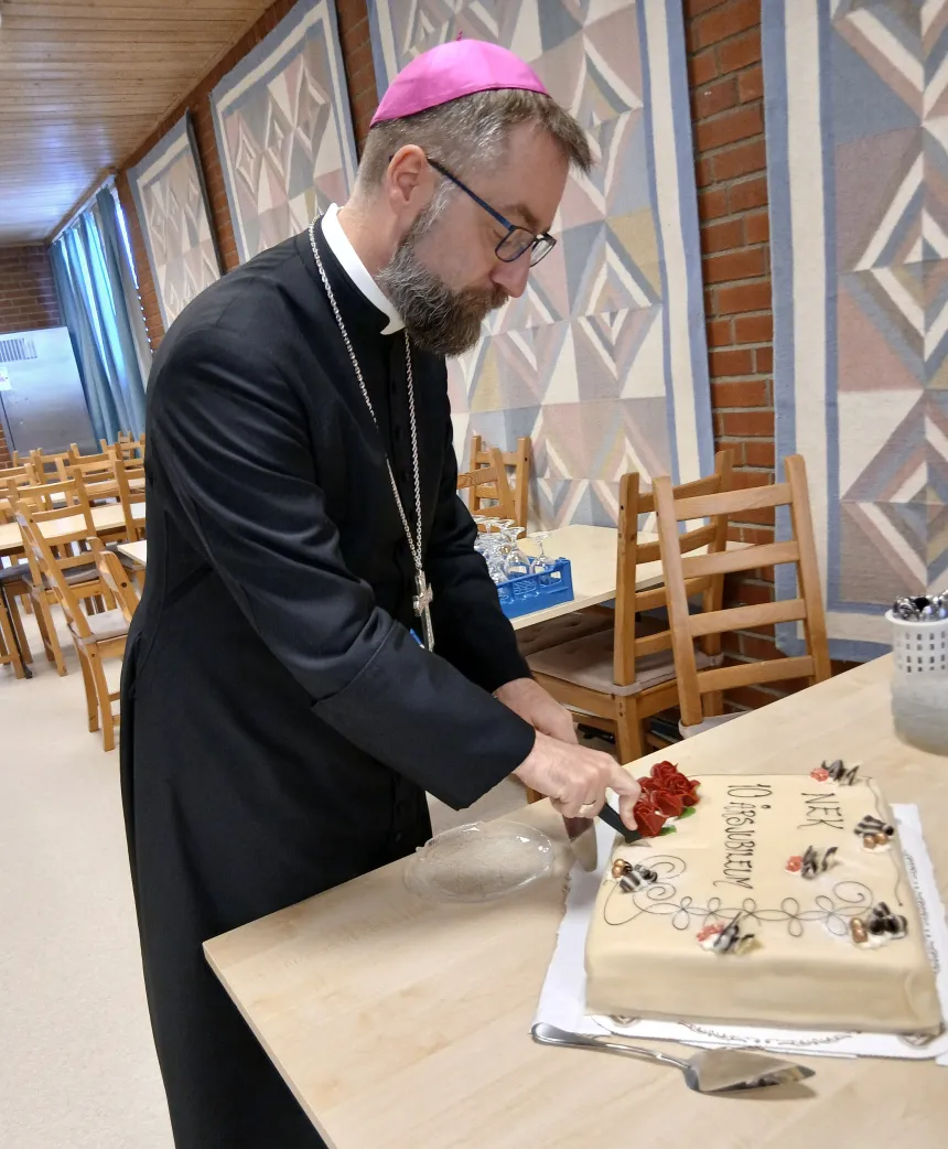 Biskop Fredrik på NEKs sommerleir 2025