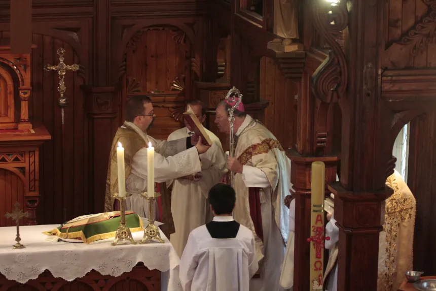 Sogneprestinnsettelse av Ragnar Leer Salvesen