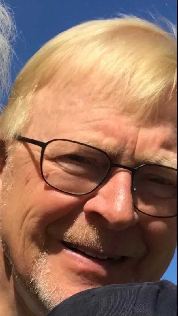Portrettbildet av Rolf Skåra